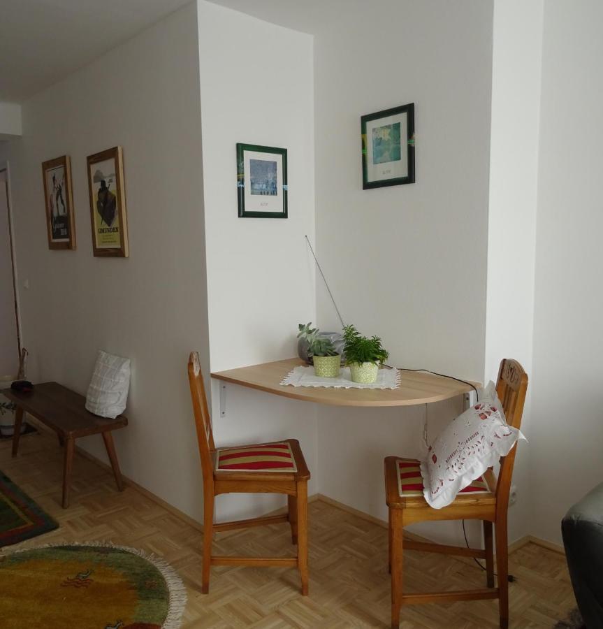 Homely Apartment In The Center With Garden View 그문덴 외부 사진