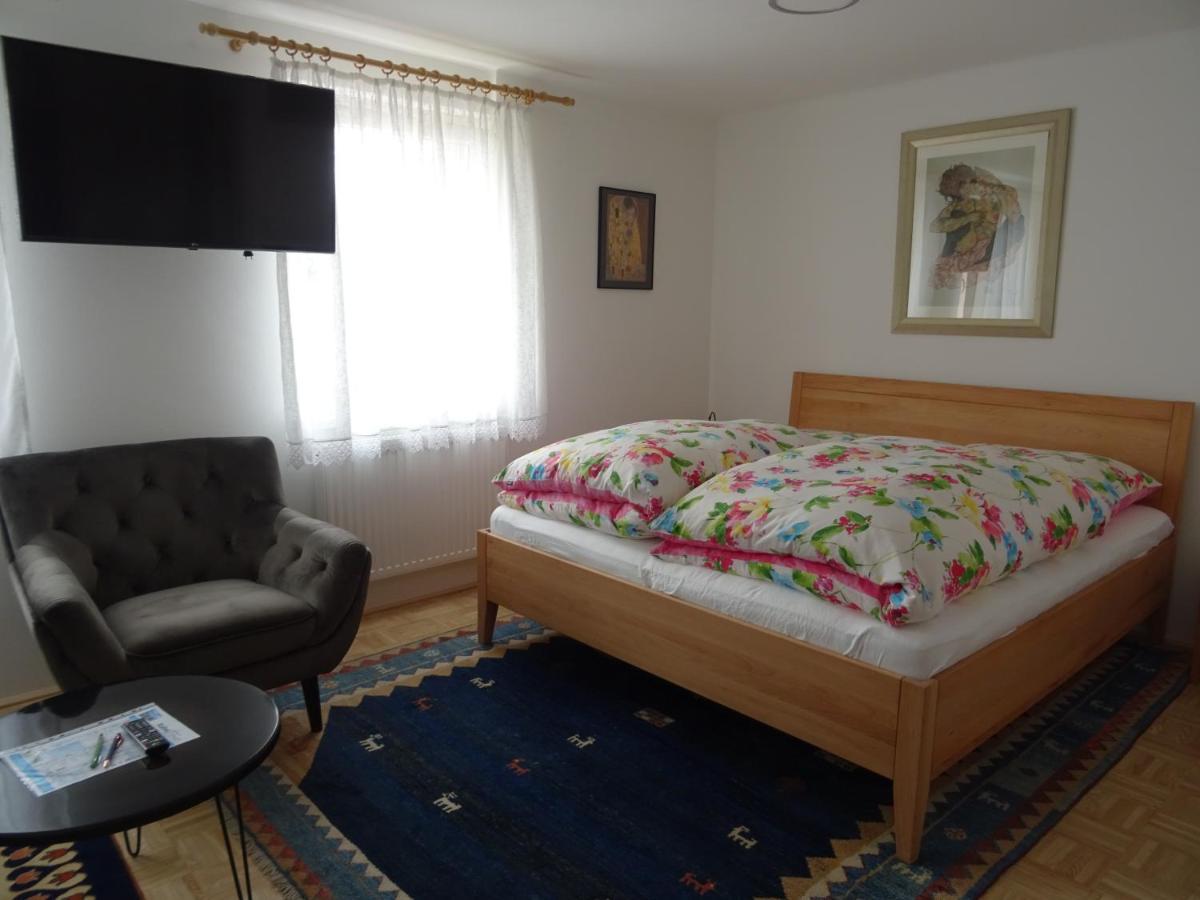 Homely Apartment In The Center With Garden View 그문덴 외부 사진
