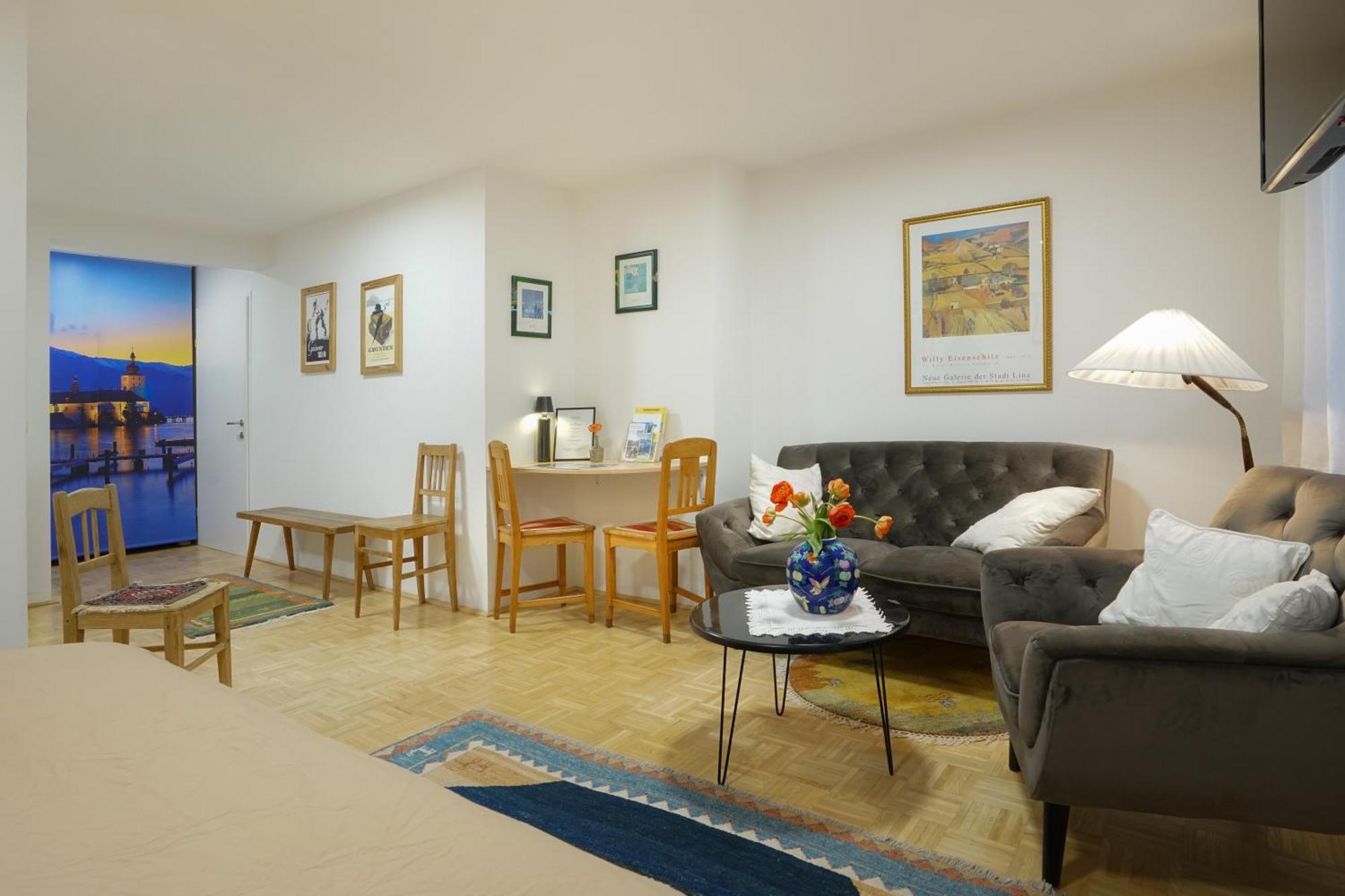 Homely Apartment In The Center With Garden View 그문덴 외부 사진